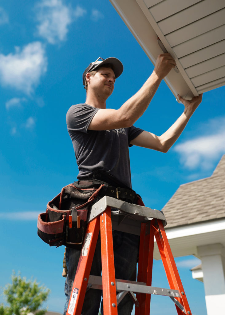 Gutter Installation Traditional Vs Seamless Gutters American Windows Siding Of Va Inc